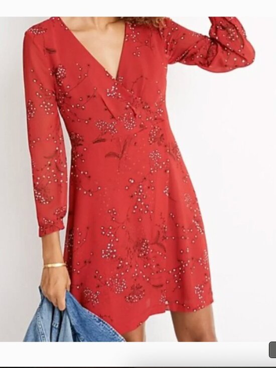 Madewell Dresses & Skirts - Madewell Hazelwood Wrap-Front Mini Dress in Windswept Floral